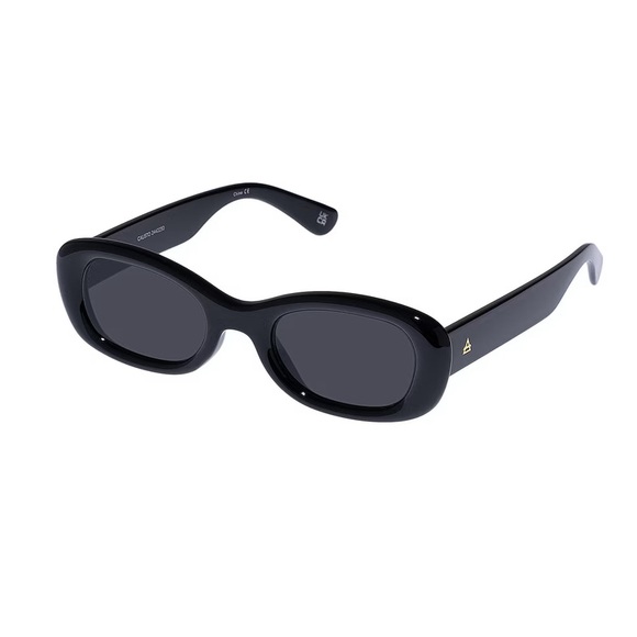 Revolve Aire Calisto Black Chunky Oval Sunglasses with Dark Lenses - Picture 3 of 5